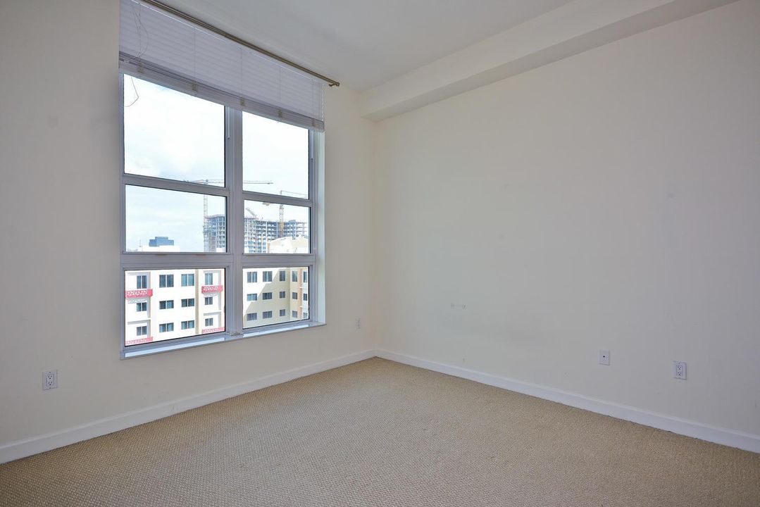 480 Hibiscus St Misc images-large-013-6-