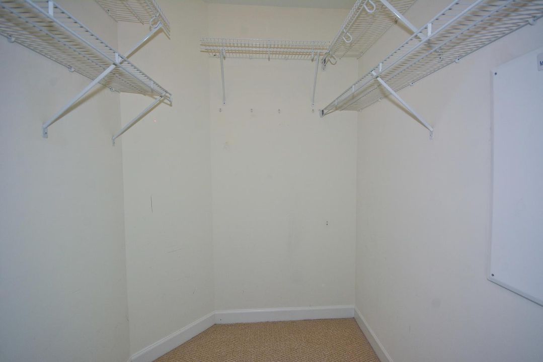 480 Hibiscus St Misc images-large-015-8-