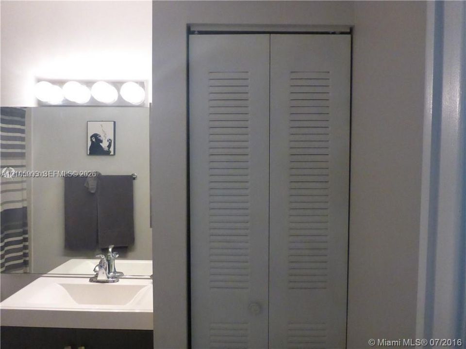 En Venta: $269,900 (1 camas, 1 baños, 700 Pies cuadrados)
