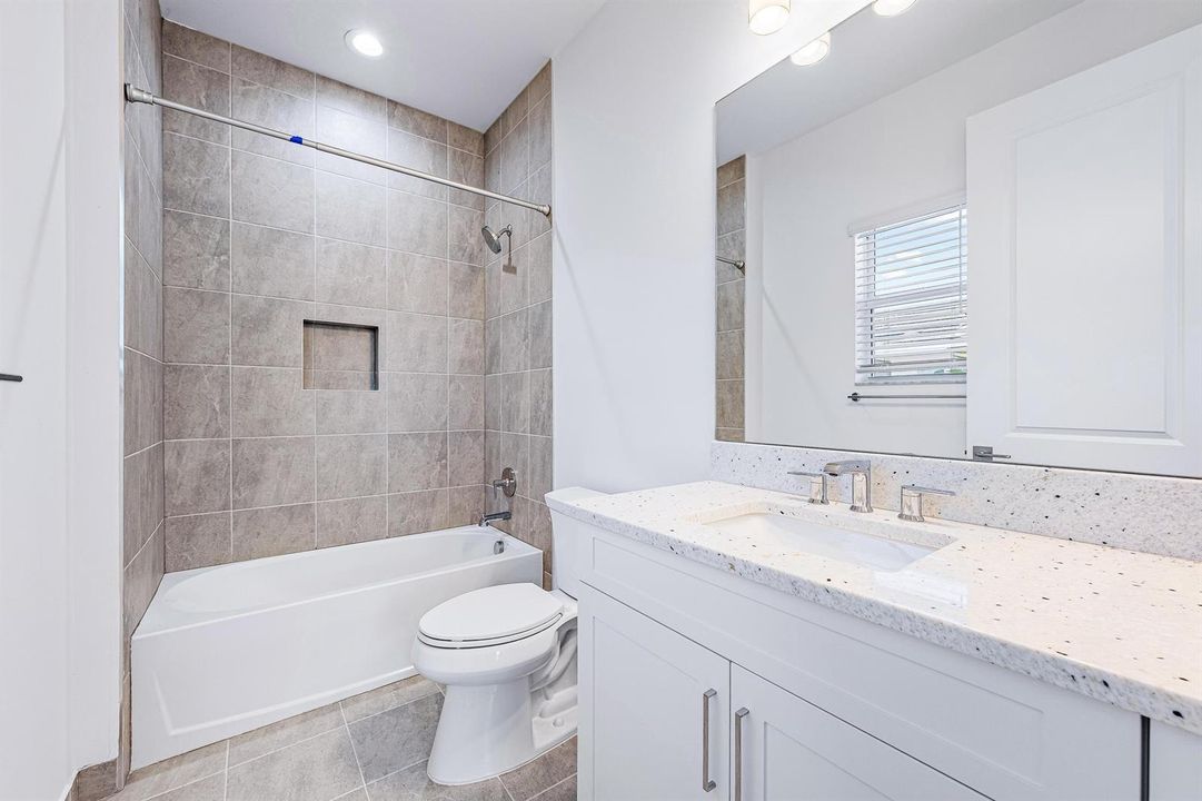 9224 Crestview Cir-44