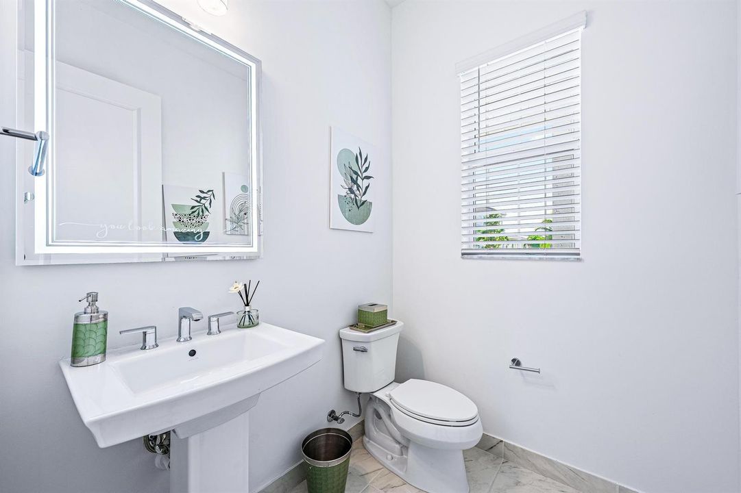9224 Crestview Cir-8