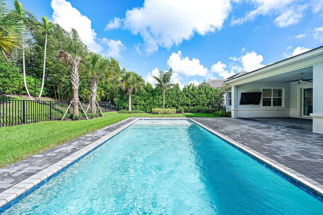 9224 Crestview Cir-14