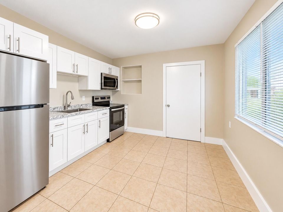 7F64B11A-7FEF-4F24-B0C0-A9E746A2F625_1_1