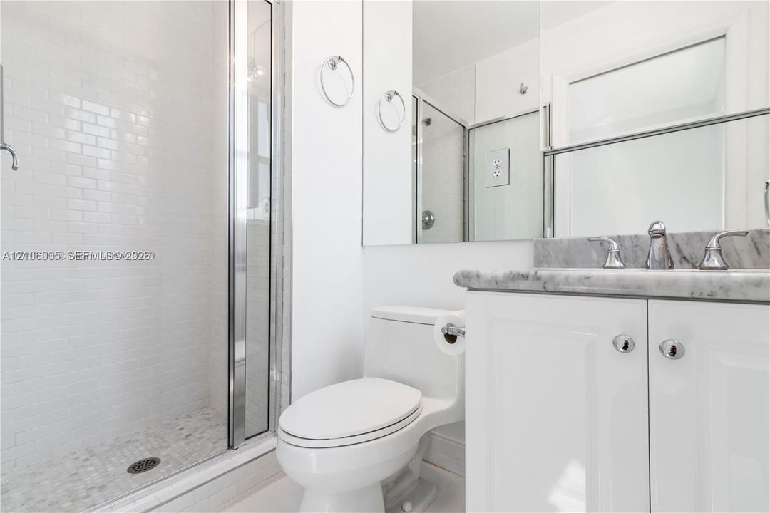 En Renta: $4,299 (2 camas, 2 baños, 1169 Pies cuadrados)