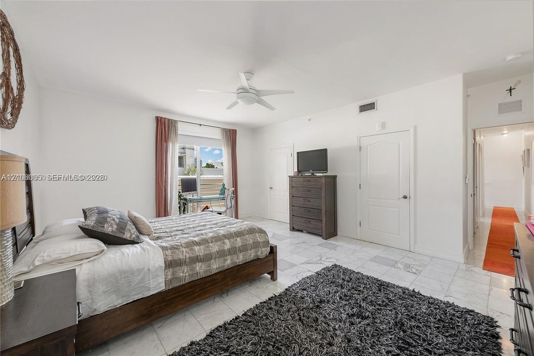 huge main bedroom!