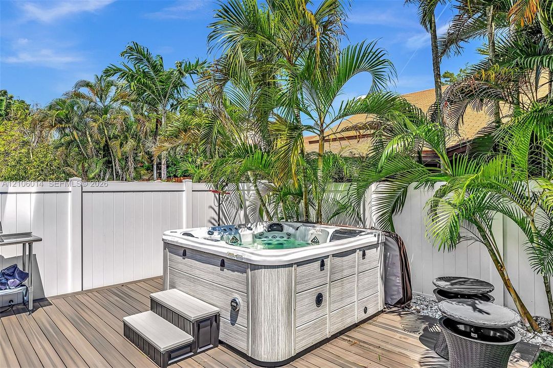 For Rent: $4,000 (3 beds, 3 baths, 1700 Square Feet)