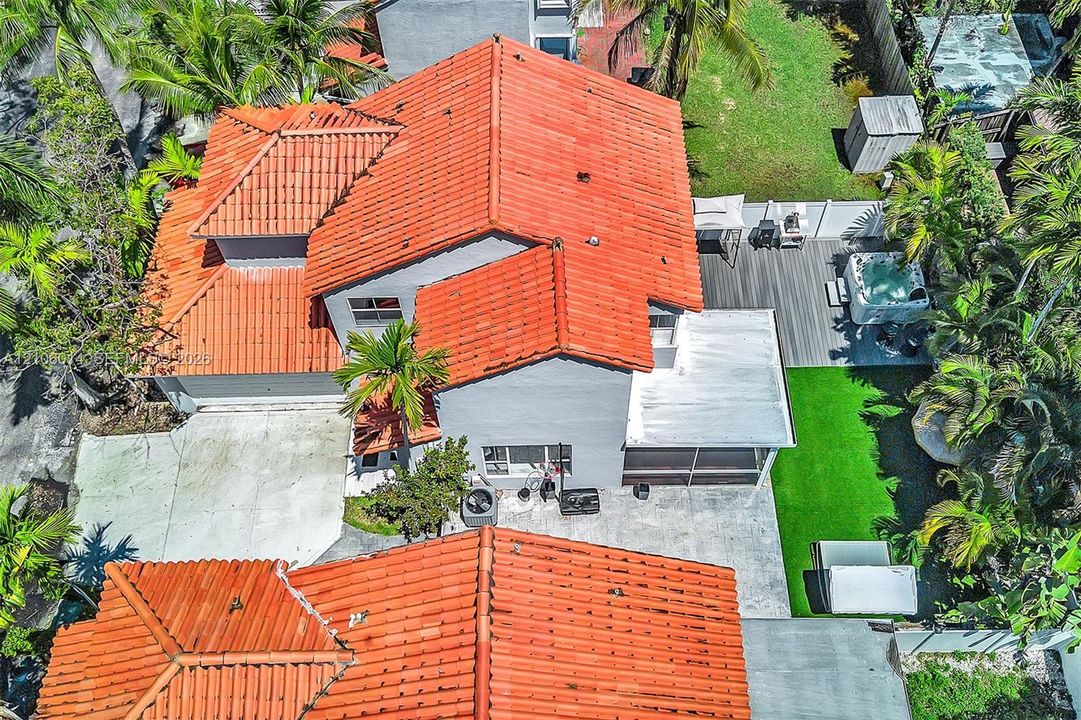 For Rent: $4,000 (3 beds, 3 baths, 1700 Square Feet)