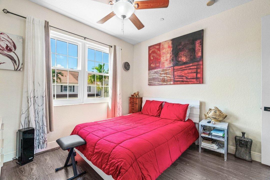 025-88NottinghamPlace-BoyntonBeach-FL-33