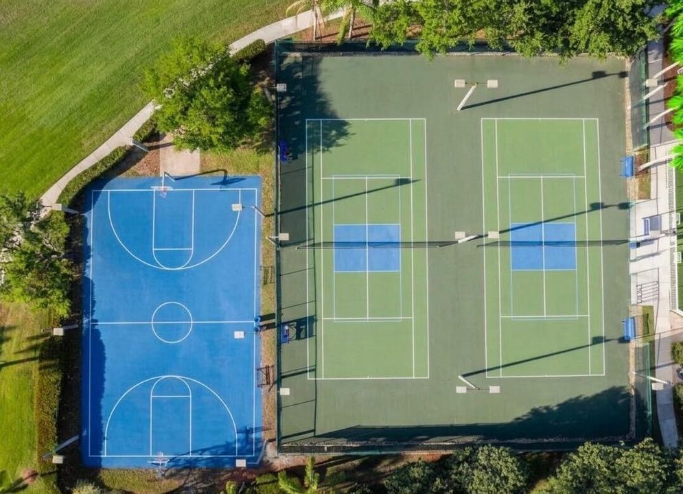 Tennis/Basketball