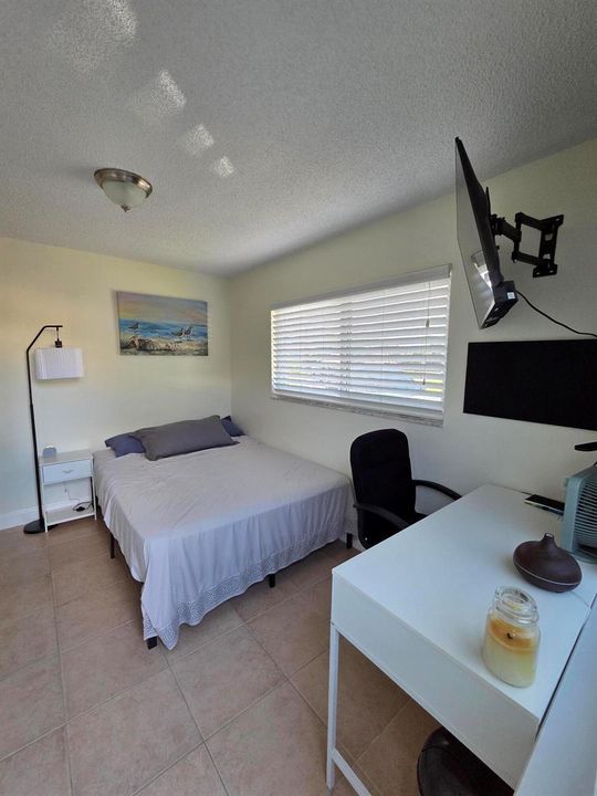 Bedroom, entrance view