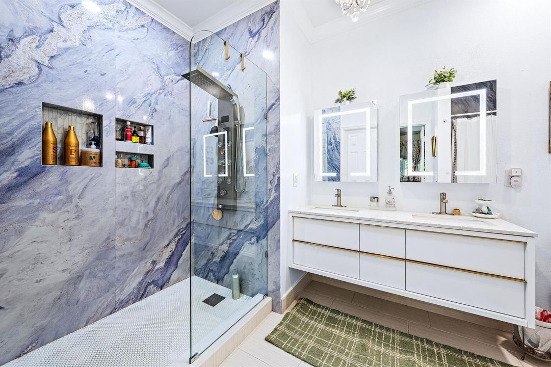 Primary Shower 1