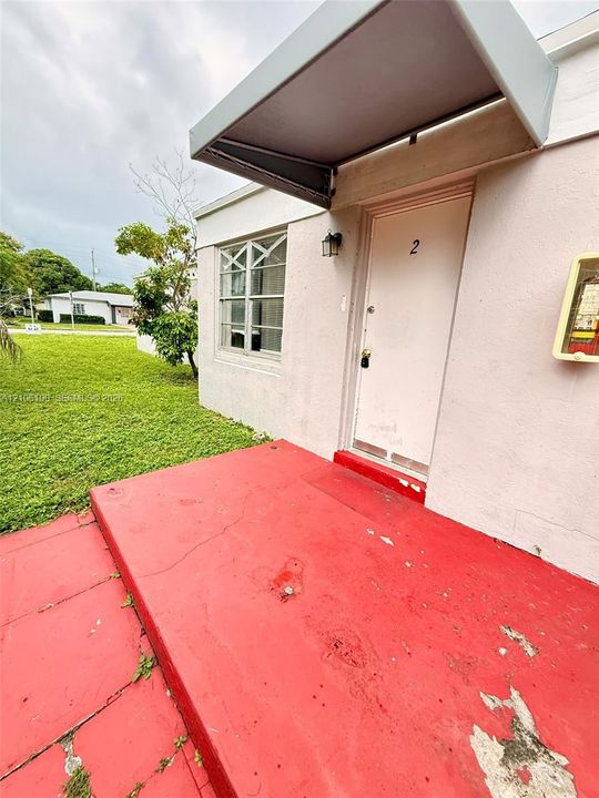 For Rent: $1,500 (1 beds, 1 baths, 750 Square Feet)