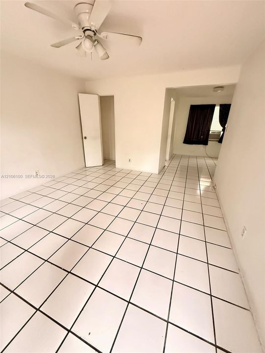 For Rent: $1,500 (1 beds, 1 baths, 750 Square Feet)