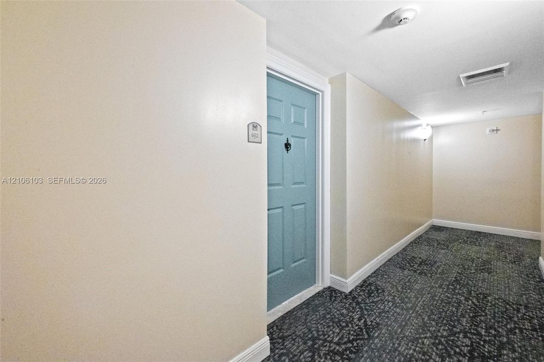 En Venta: $486,000 (2 camas, 2 baños, 1080 Pies cuadrados)