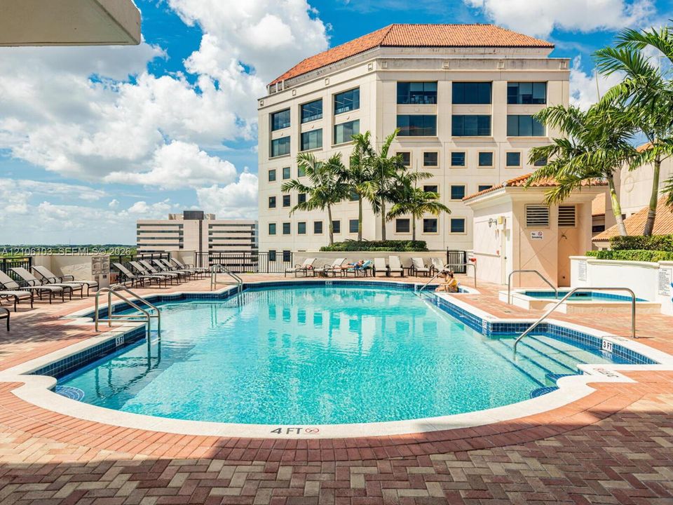 En Venta: $486,000 (2 camas, 2 baños, 1080 Pies cuadrados)