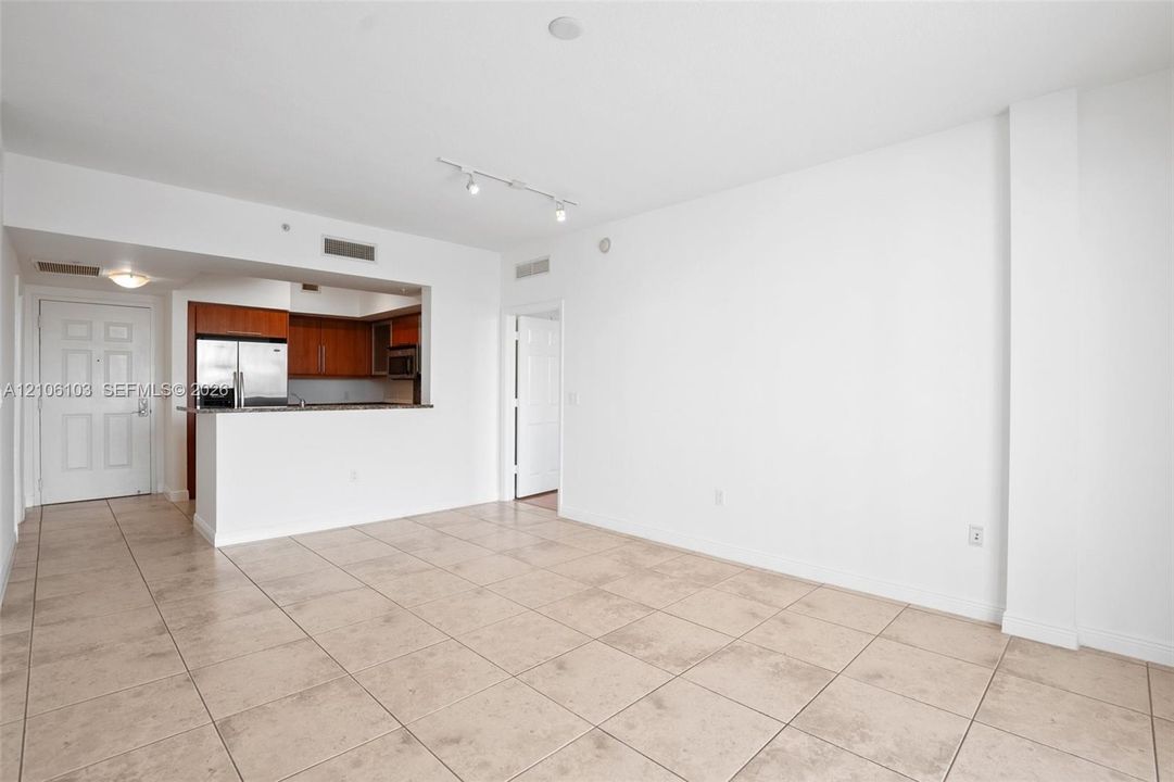 En Venta: $486,000 (2 camas, 2 baños, 1080 Pies cuadrados)