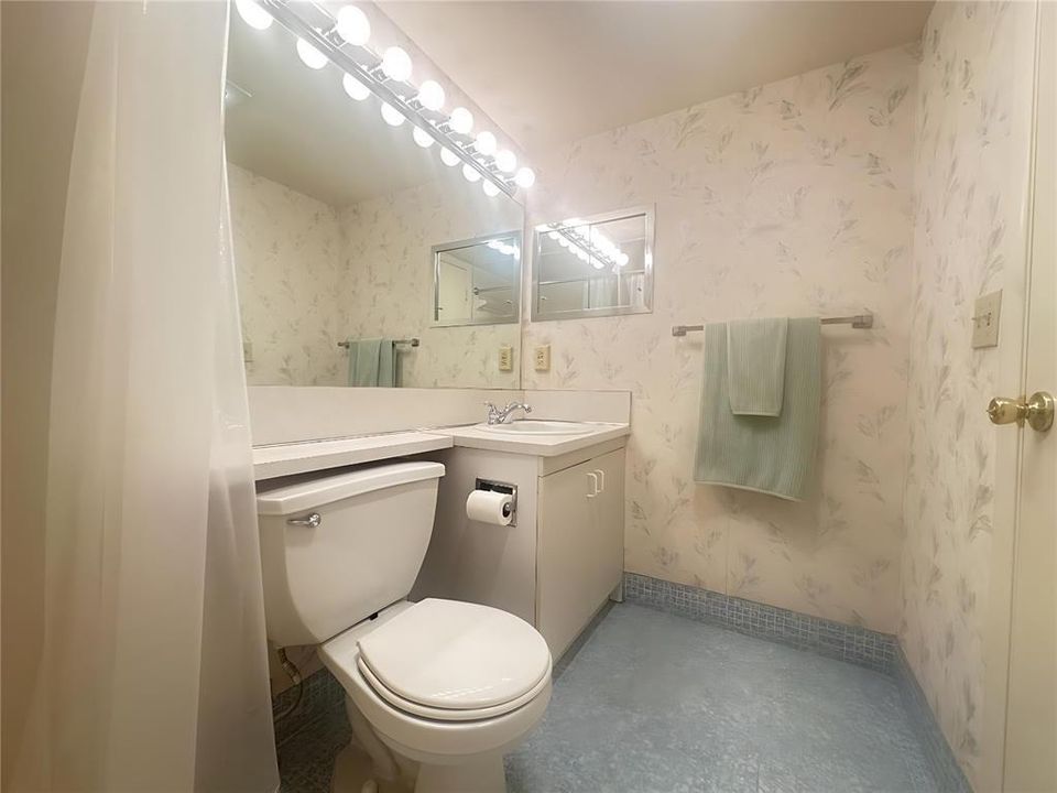 4037 HARWOOD D 10