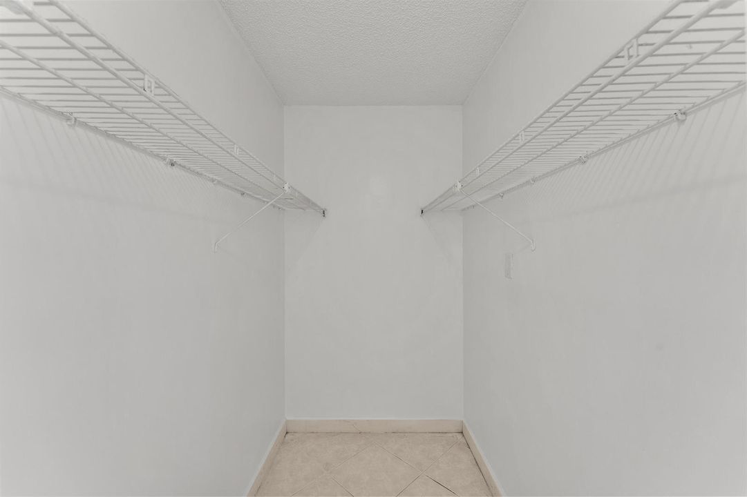 021-4148Northwest90thAvenue-201-CoralSpr