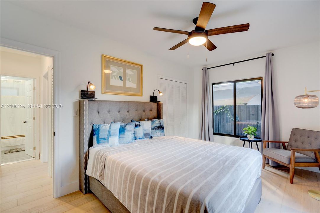 For Rent: $4,950 (4 beds, 3 baths, 2075 Square Feet)