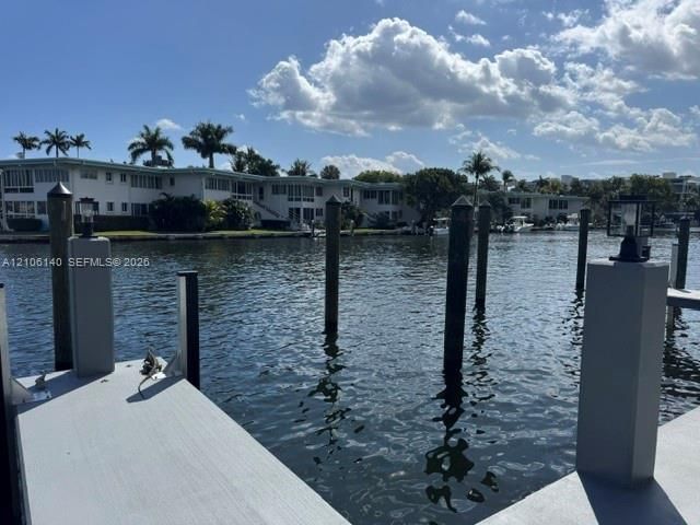 For Rent: $2,700 (1 beds, 1 baths, 490 Square Feet)