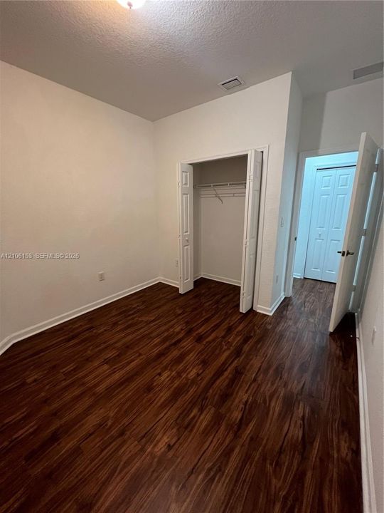 В аренду: $2,700 (3 спален, 2 ванн, 1385 Квадратных фут)