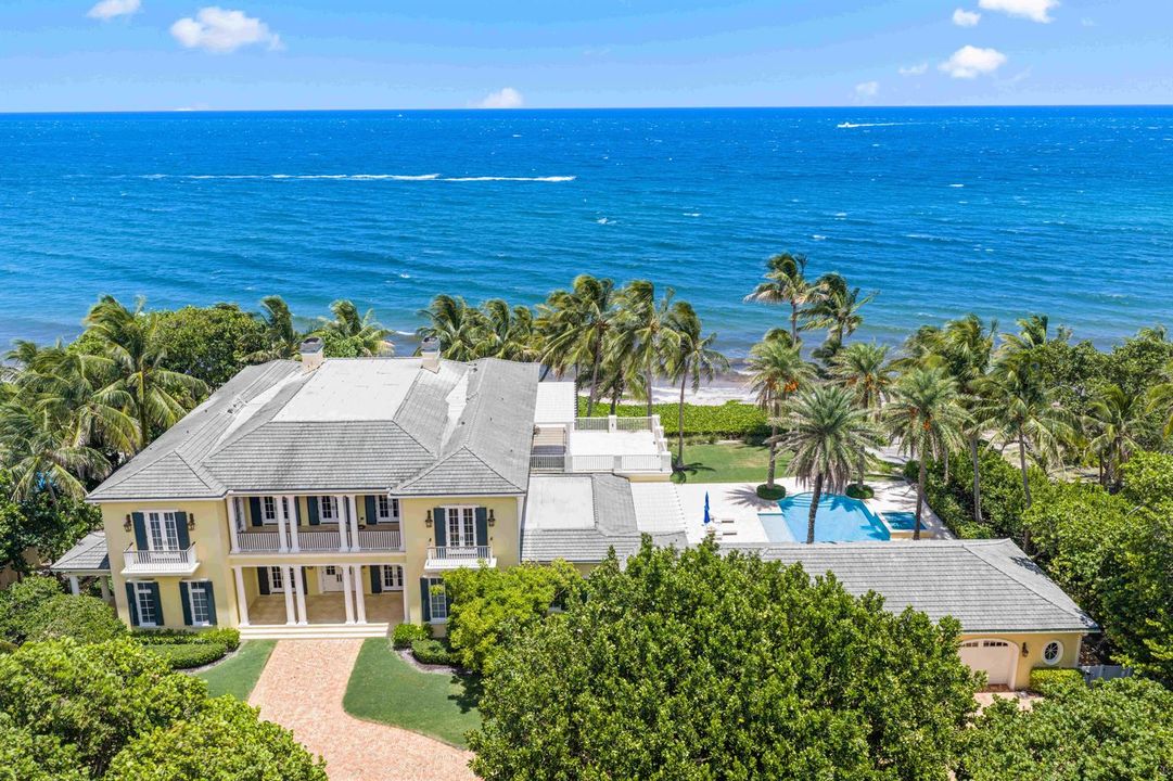 Oceanfront residence