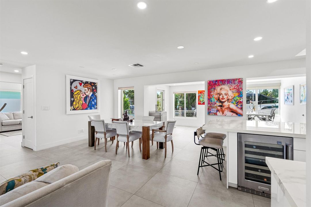 DINING_ROOM_ANGLE