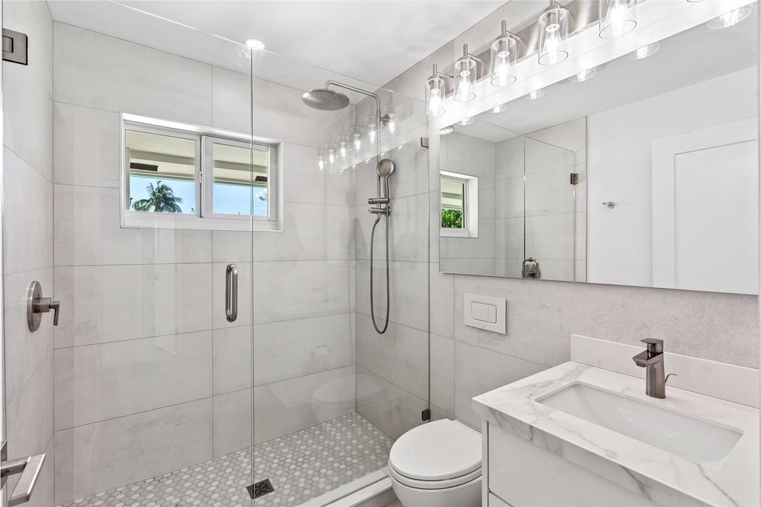 BATHROOM_1