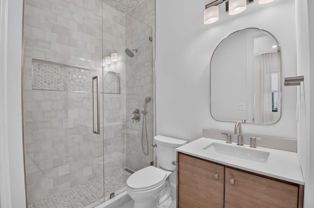Guest Bedroom 1st Floor Bathroom