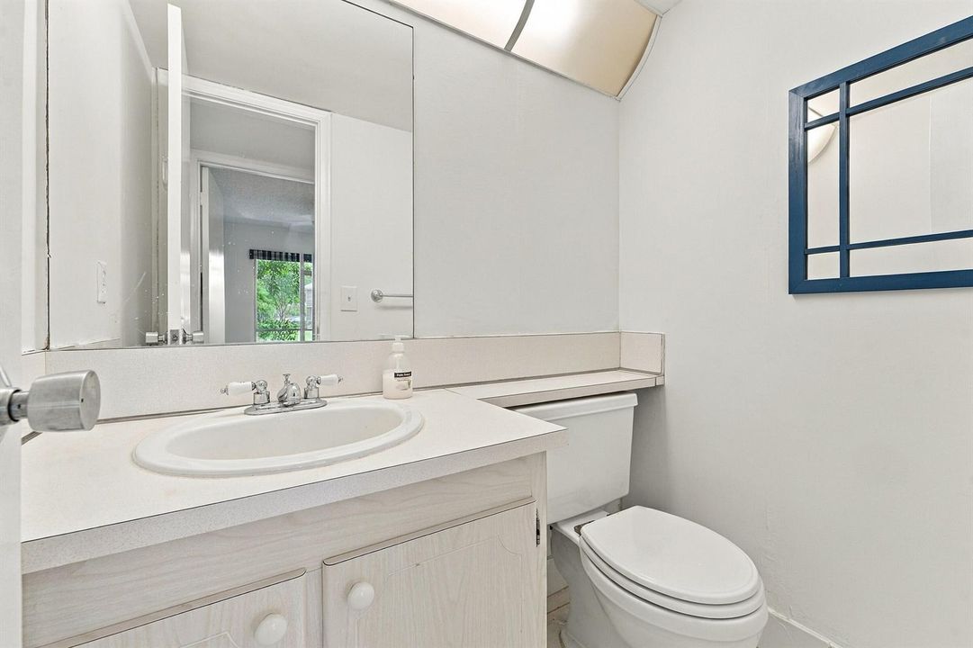 16_bathroom