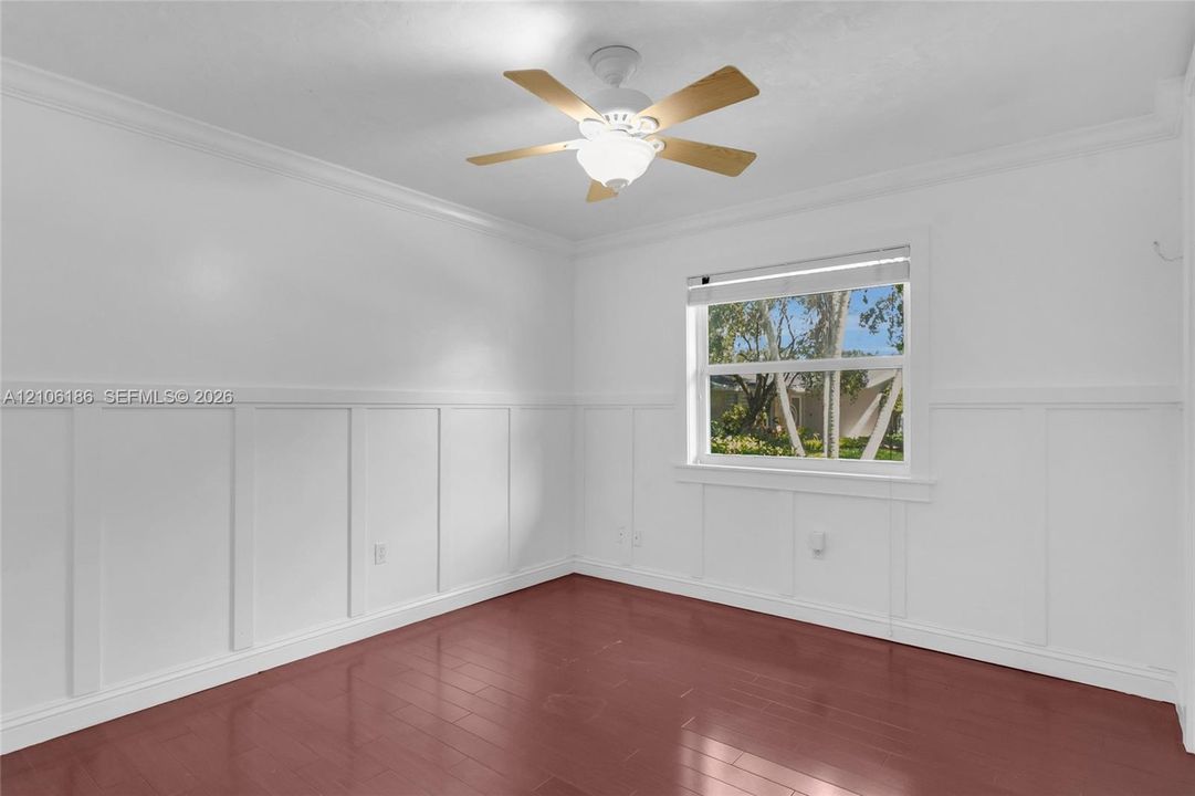 En Venta: $1,445,000 (4 camas, 3 baños, 2487 Pies cuadrados)