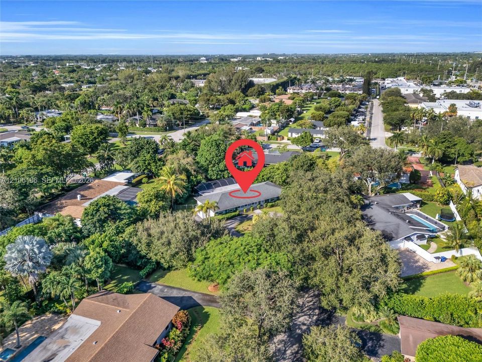En Venta: $1,445,000 (4 camas, 3 baños, 2487 Pies cuadrados)