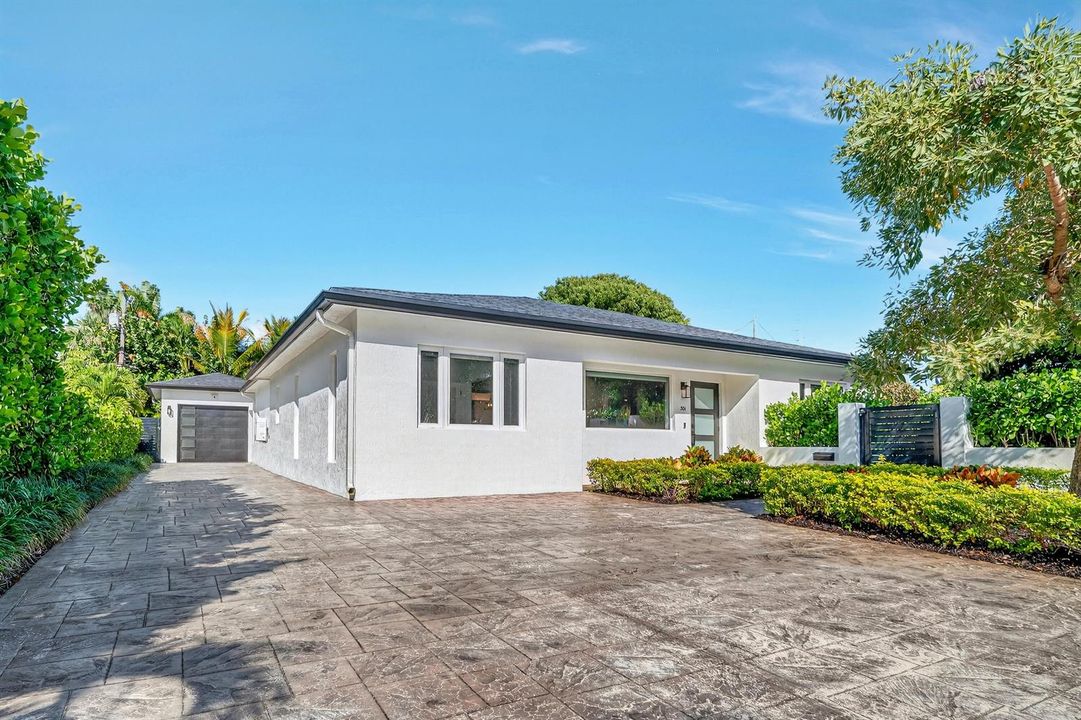 301-PILGRIM-ROAD-33401-054