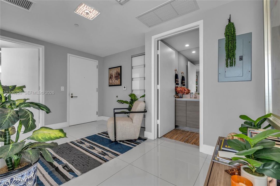 В аренду: $6,500 (3 спален, 2 ванн, 1395 Квадратных фут)