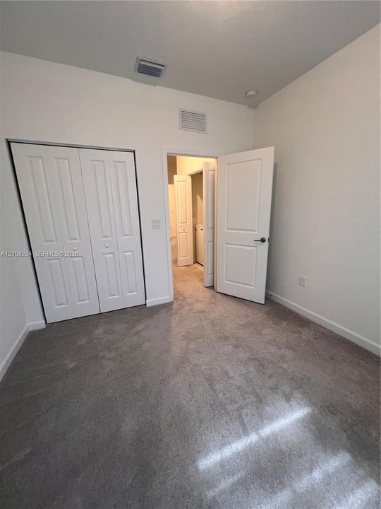 В аренду: $3,550 (3 спален, 2 ванн, 1706 Квадратных фут)