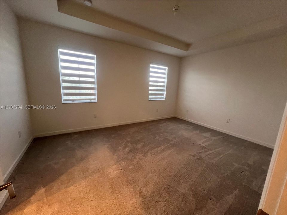 В аренду: $3,550 (3 спален, 2 ванн, 1706 Квадратных фут)