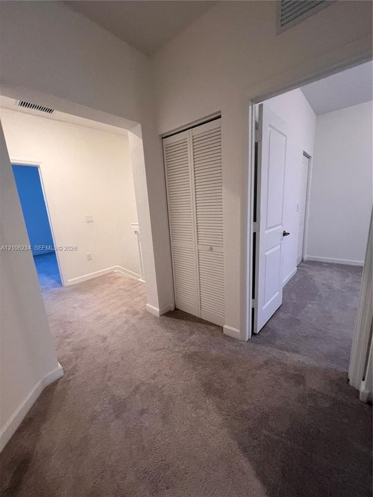 В аренду: $3,550 (3 спален, 2 ванн, 1706 Квадратных фут)