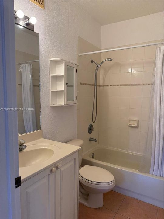 2nd bathroom