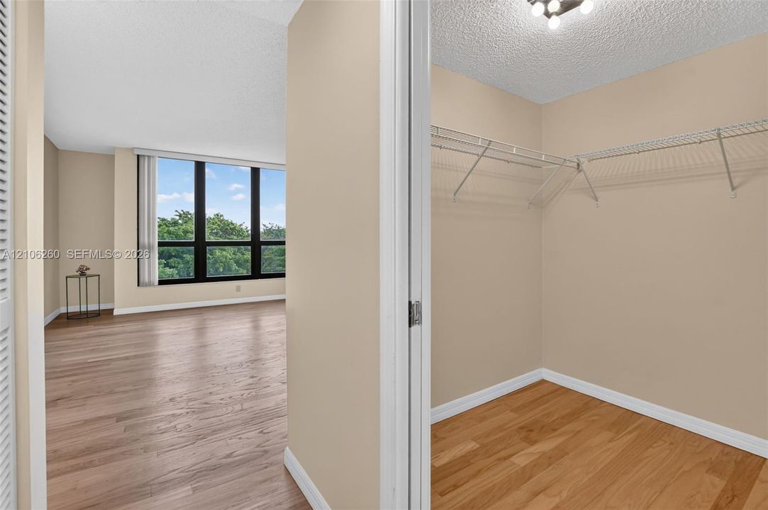 Walk-in closet