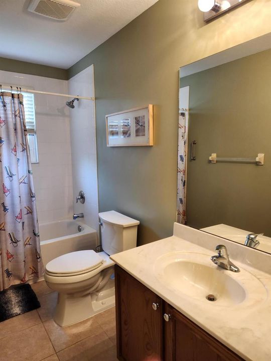 2nd Floor bath