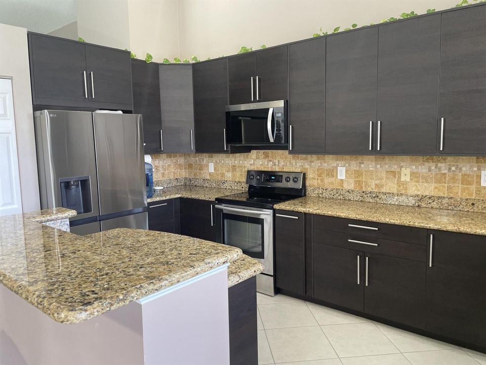 Lago living with tv