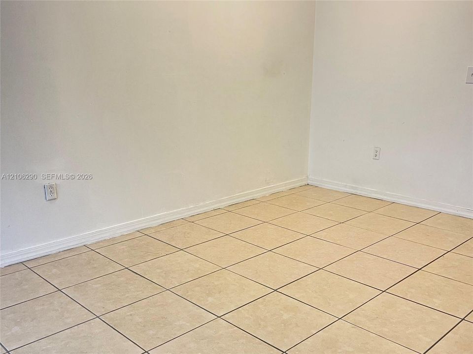 В аренду: $2,500 (2 спален, 2 ванн, 1100 Квадратных фут)
