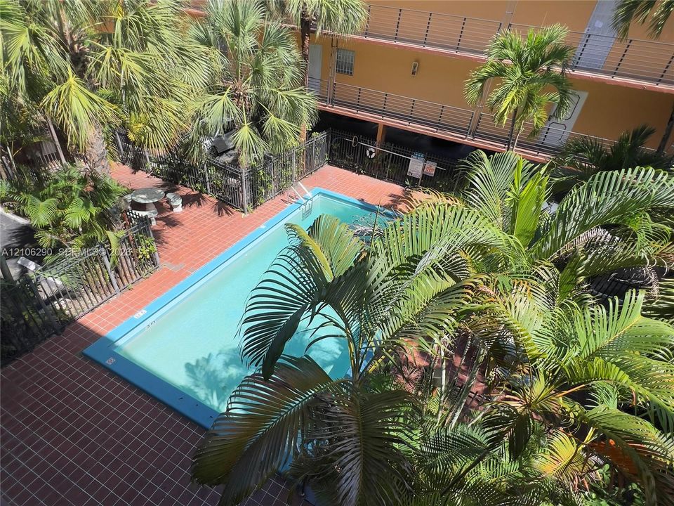 В аренду: $2,500 (2 спален, 2 ванн, 1100 Квадратных фут)
