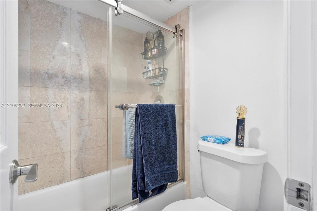 En Venta: $273,500 (1 camas, 1 baños, 762 Pies cuadrados)