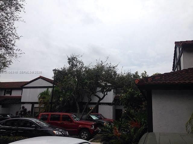 For Sale: $350,000 (2 beds, 2 baths, 1370 Square Feet)