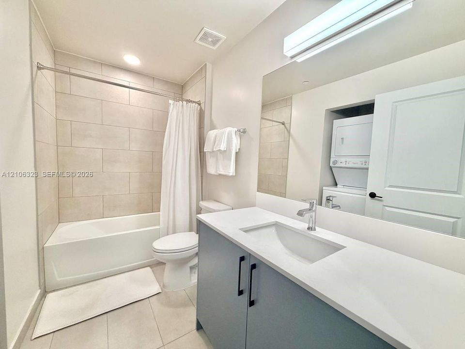 En Renta: $1,990 (1 camas, 1 baños, 839 Pies cuadrados)