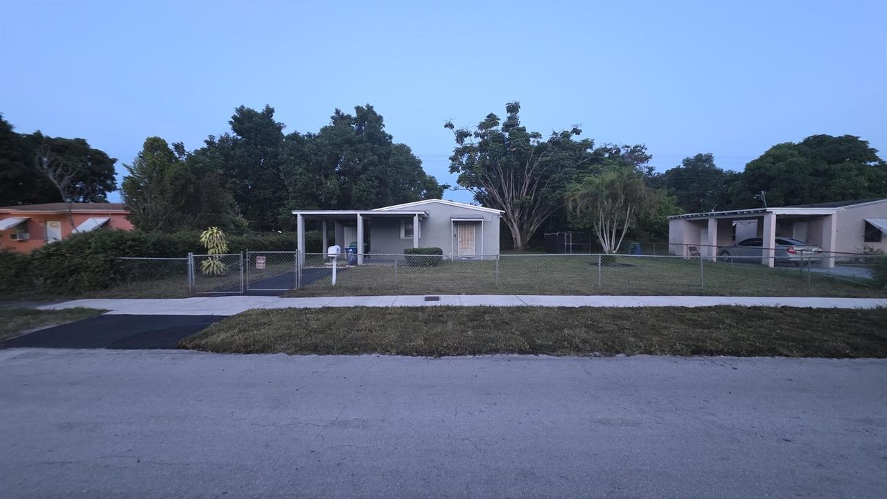 46538738-1122-4d9f-bd22-d347818eb481