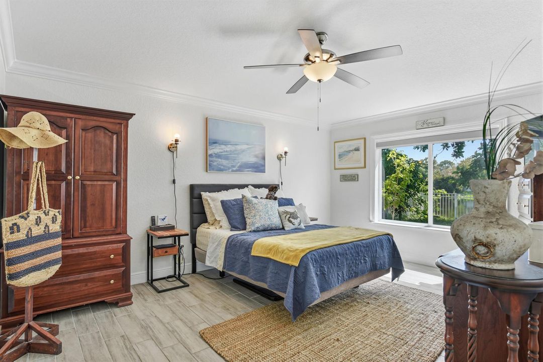 2099 SW Newport Isles Blvd_Vinesha Clark