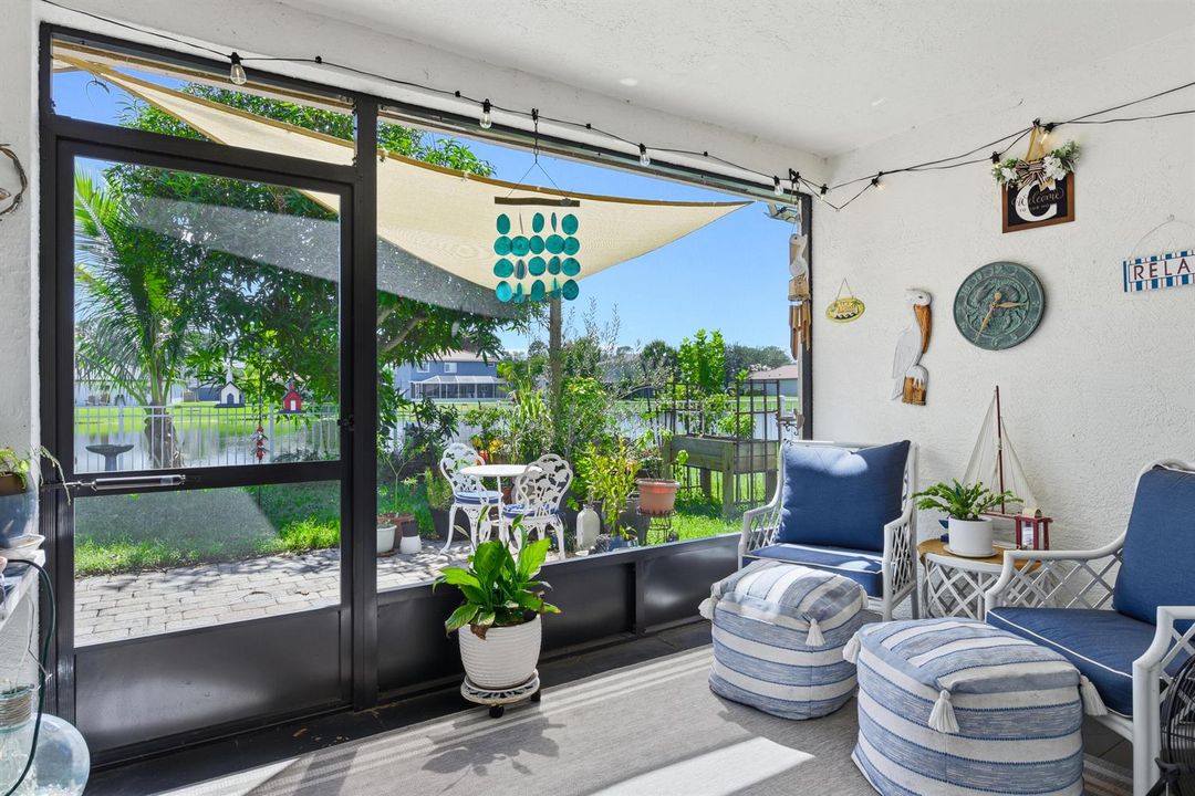 2099 SW Newport Isles Blvd_Vinesha Clark