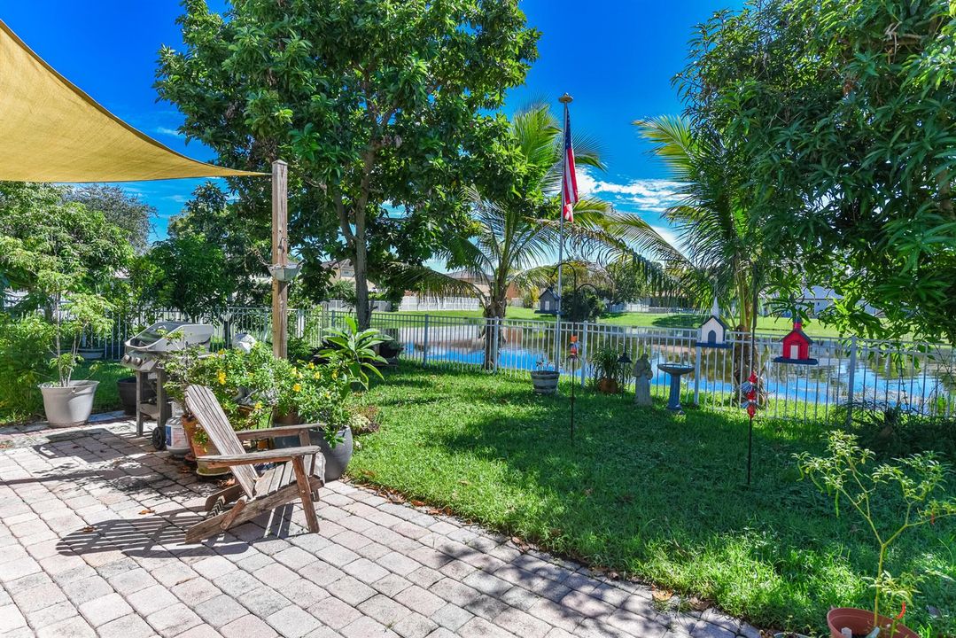 2099 SW Newport Isles Blvd_Vinesha Clark